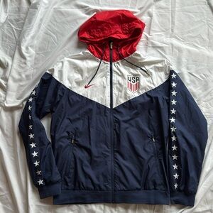 Nike USA Zip Front Windbreaker Jacket w/ Hood red white and blue Men’s Sz large